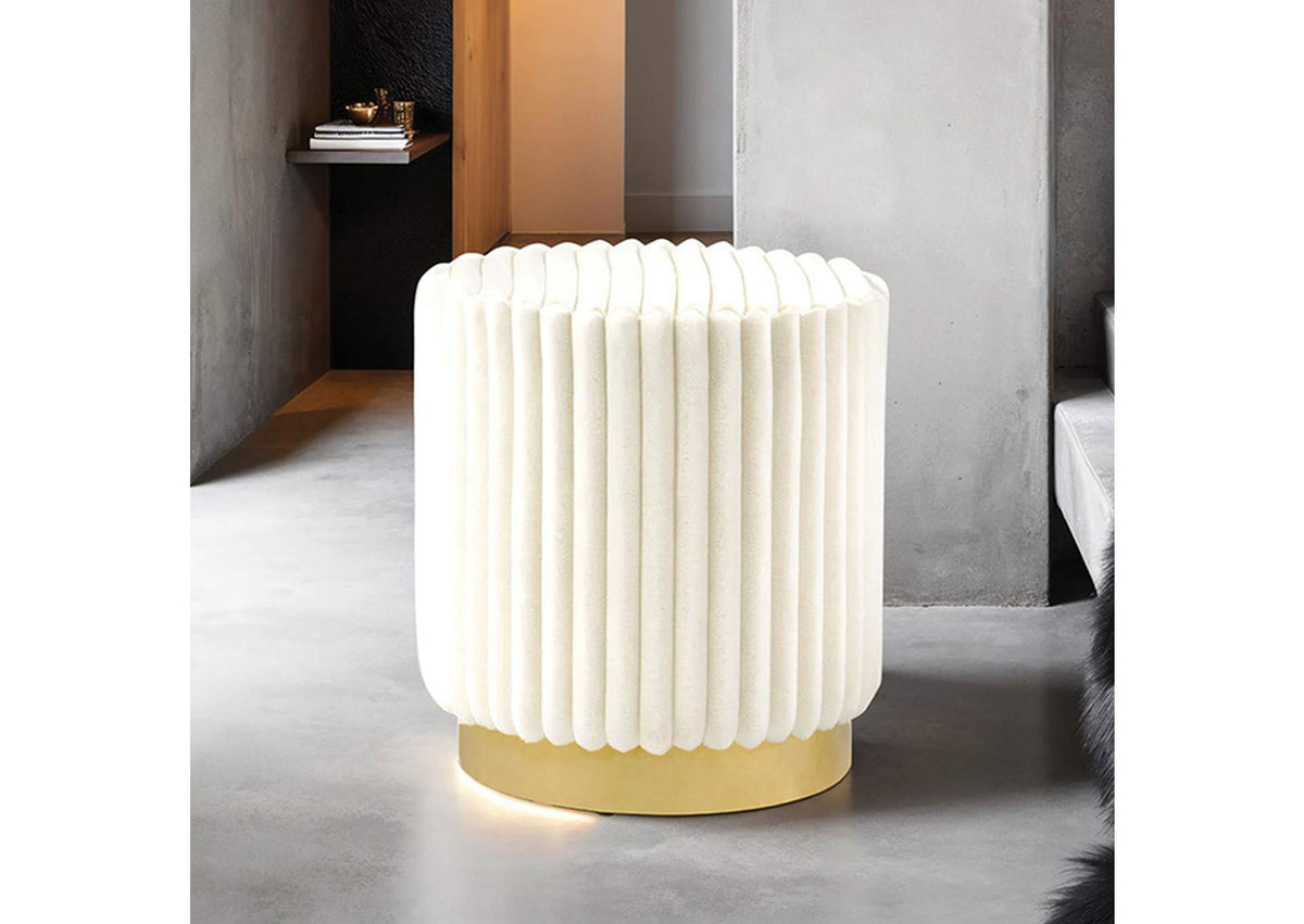Yolanda Stool