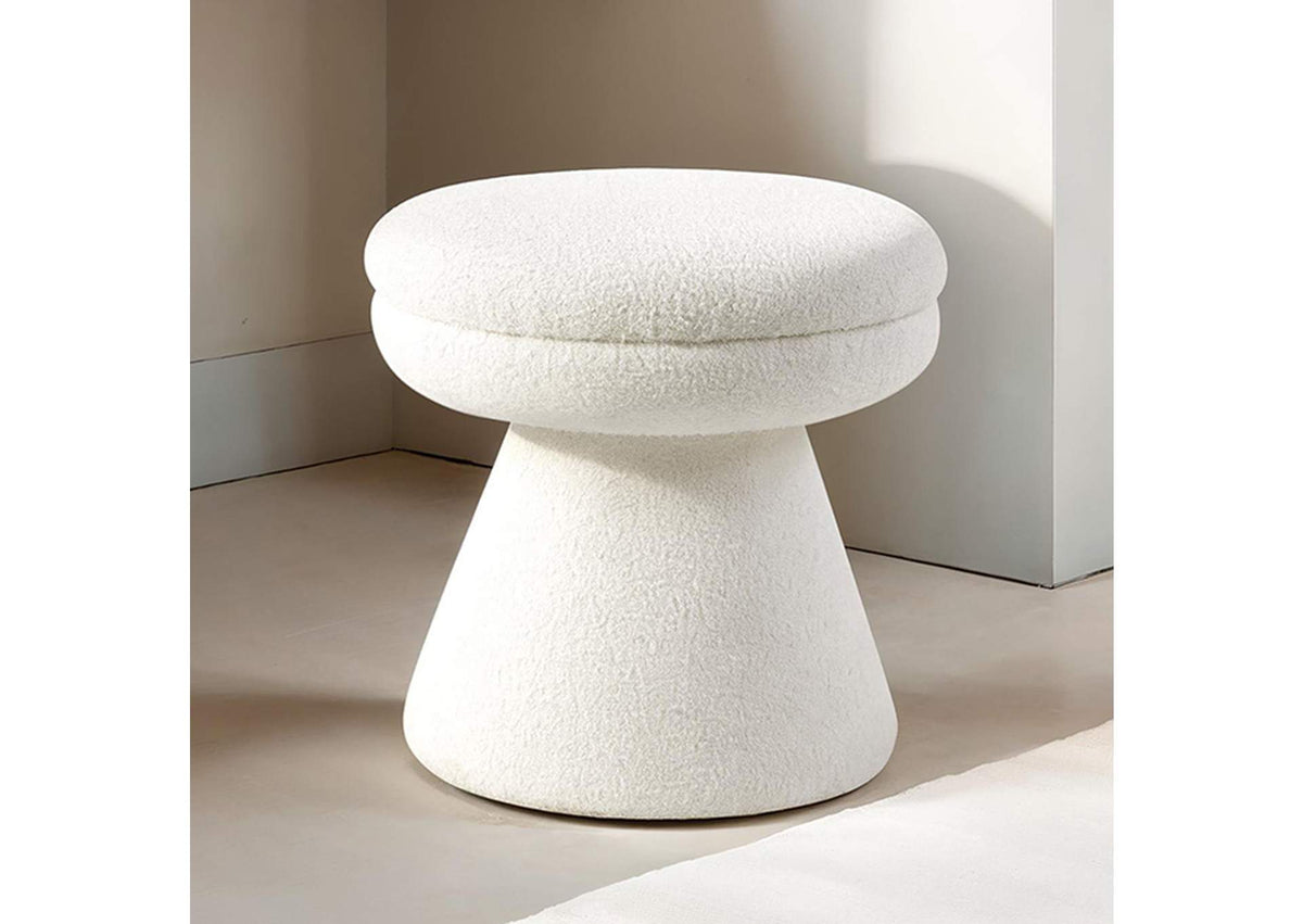 Cynthia Stool