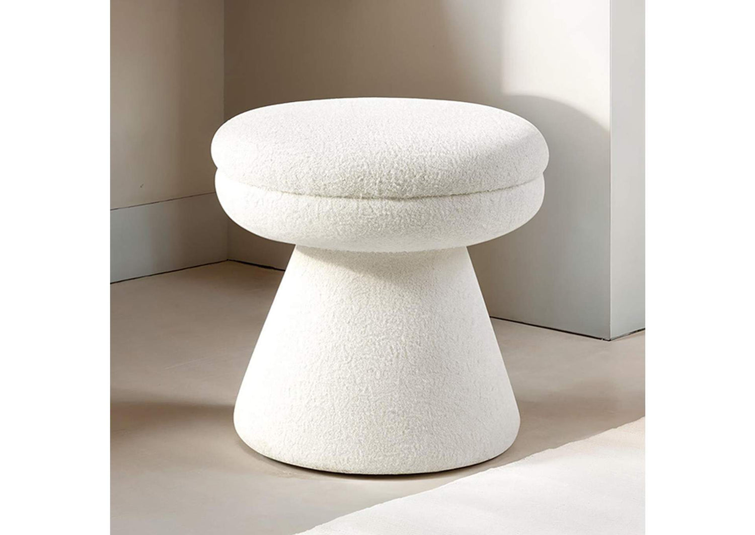 Cynthia Stool