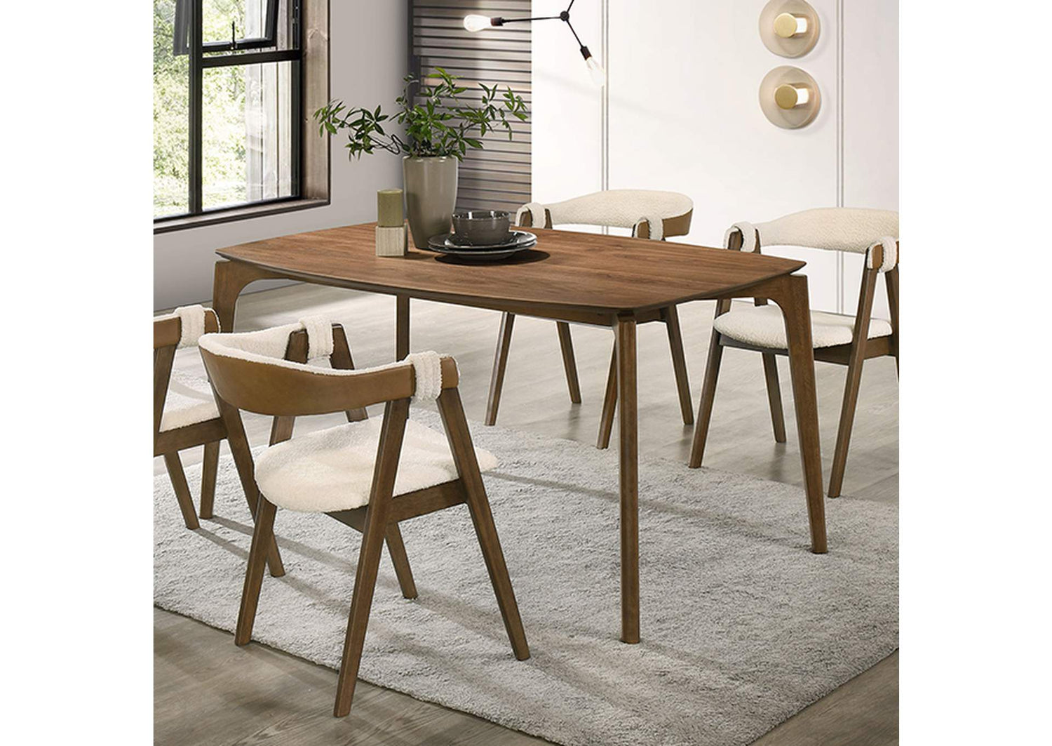 Ebikon Dining Table