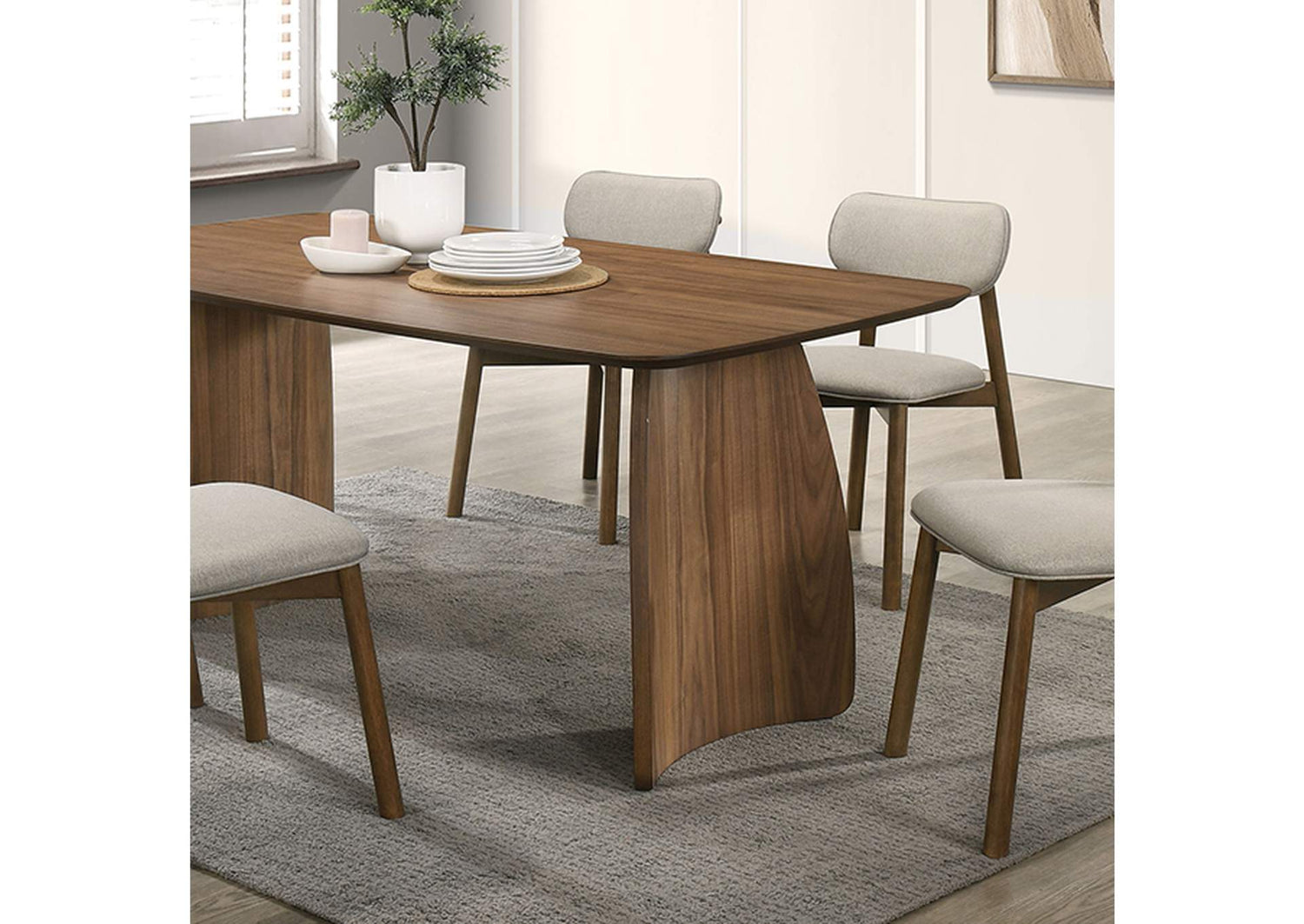 Alnwick Dining Table