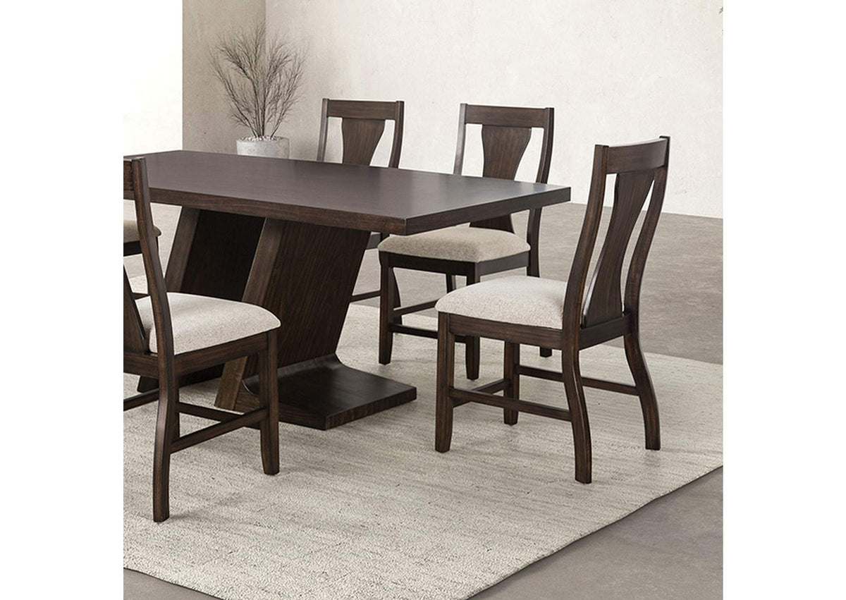 Holsworthy Dining Table