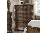 Leovanni Chest