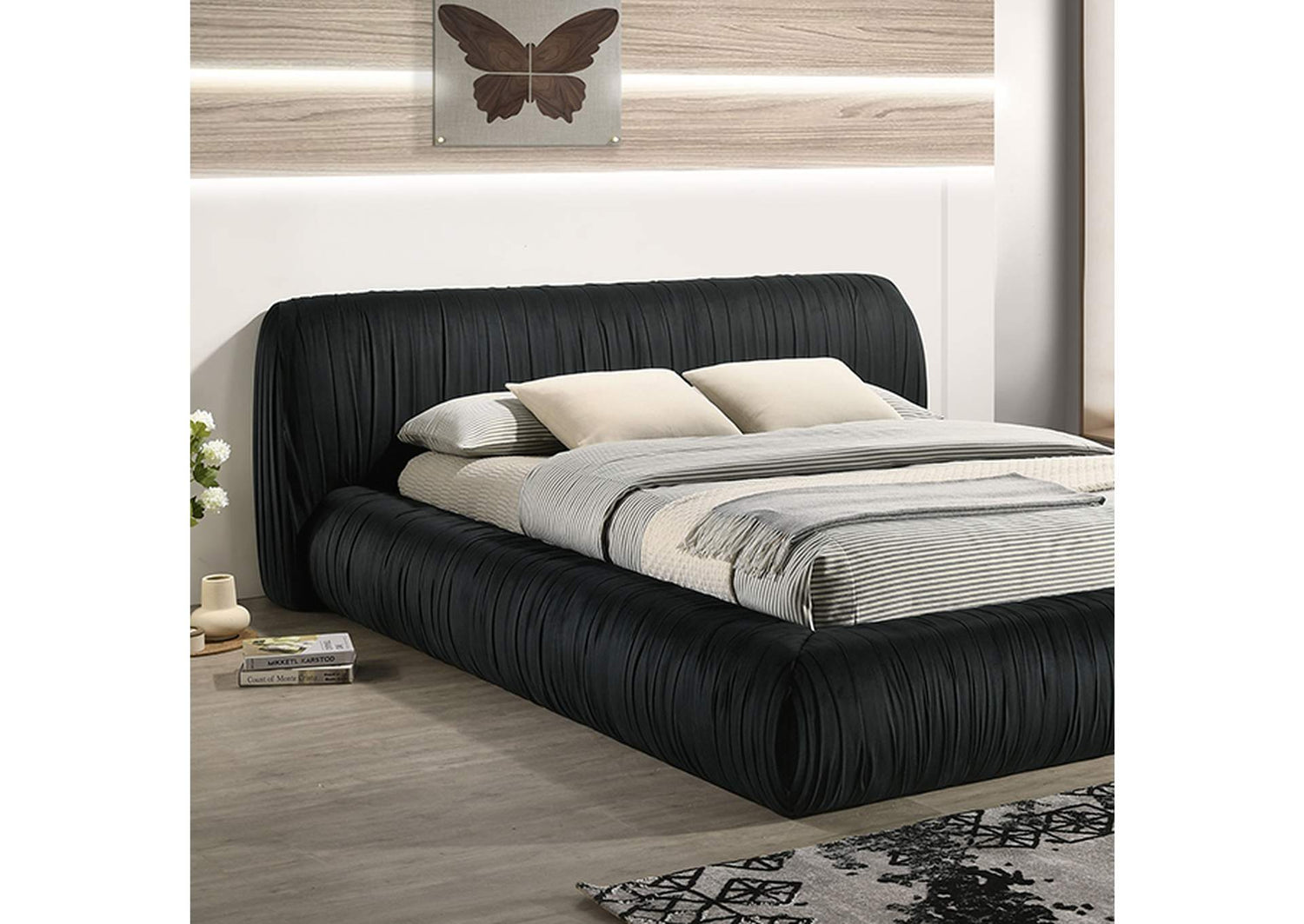Palmdale Queen Bed