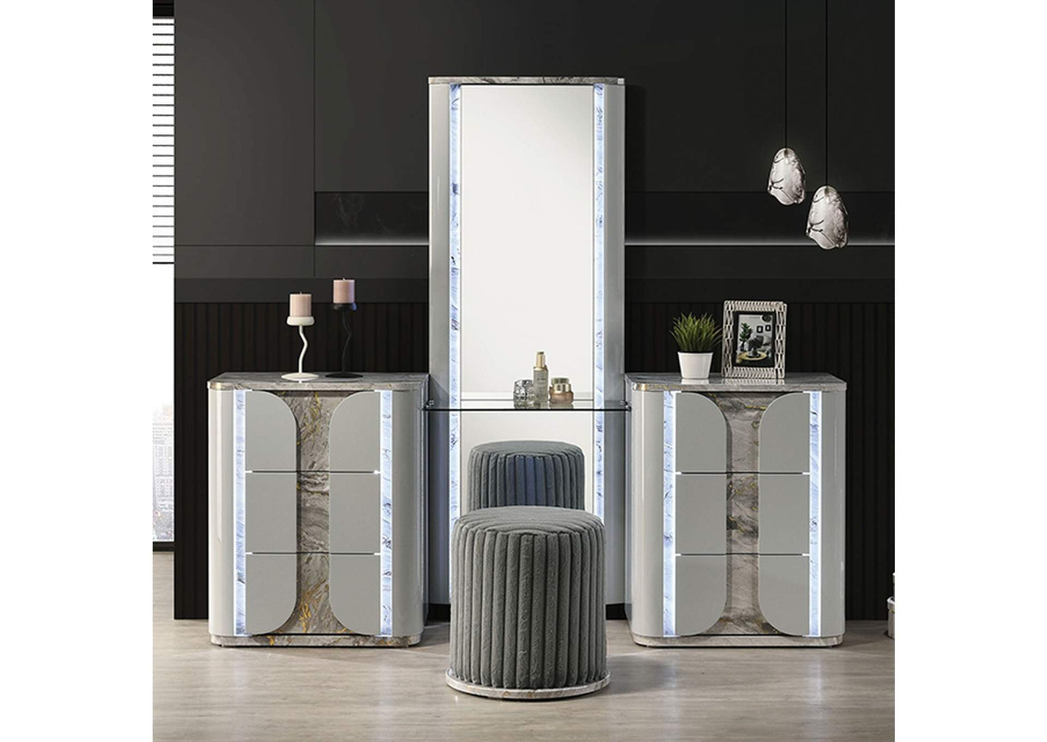 Cleburne Vanity Set w/ Stool