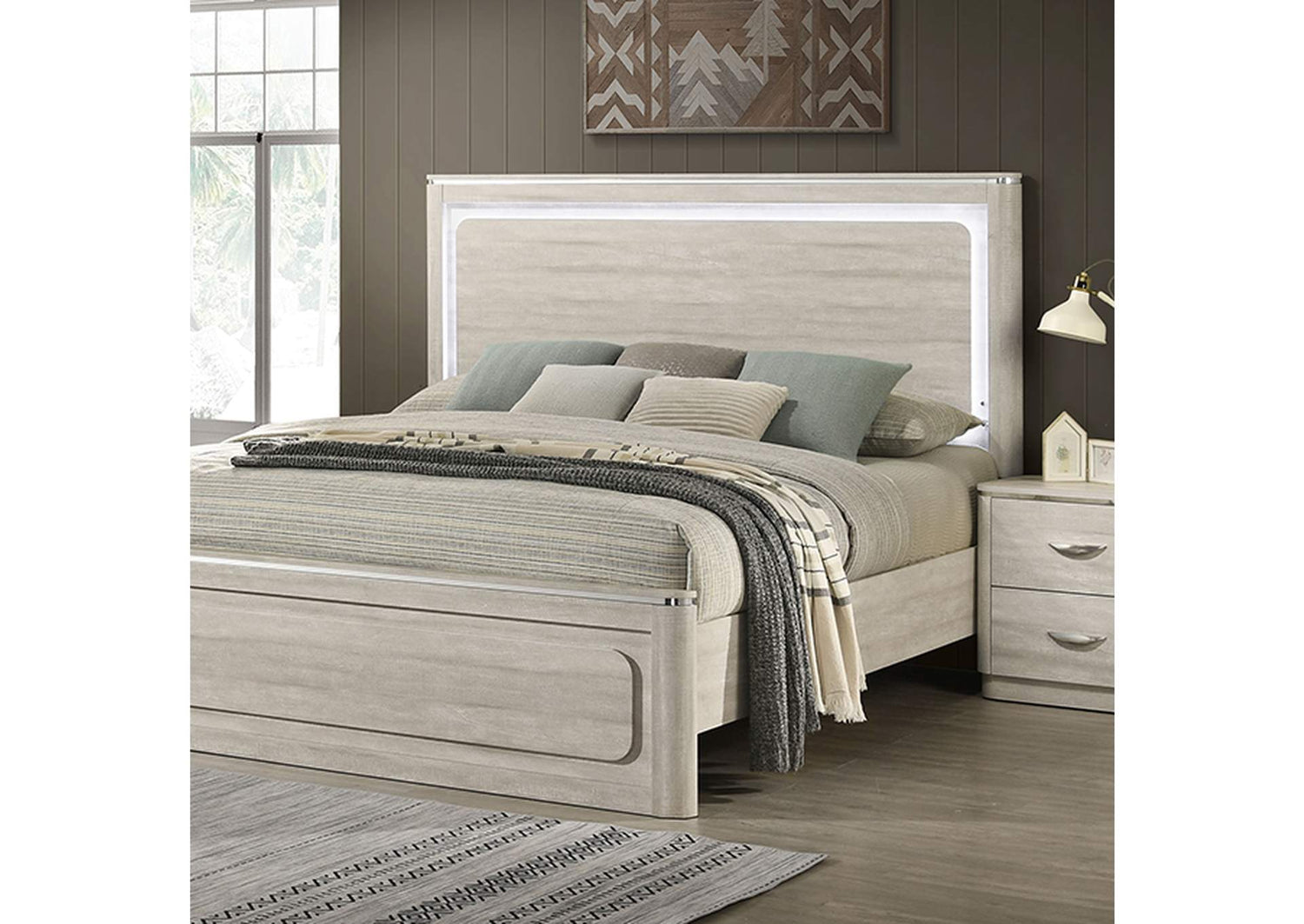 Farsund E.King Bed