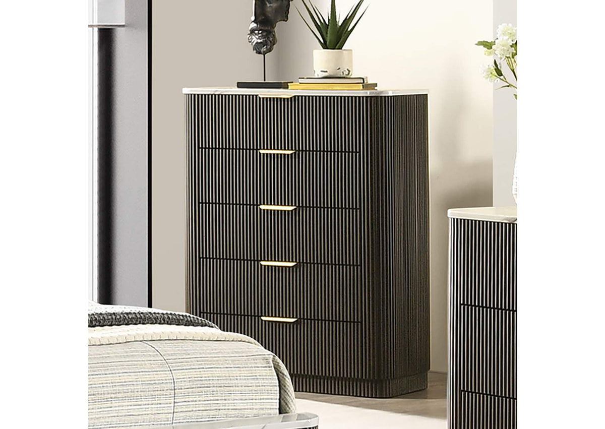 Lantrisant Chest