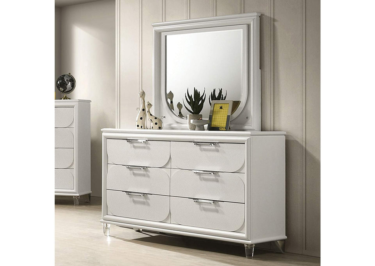 Lareina Dresser