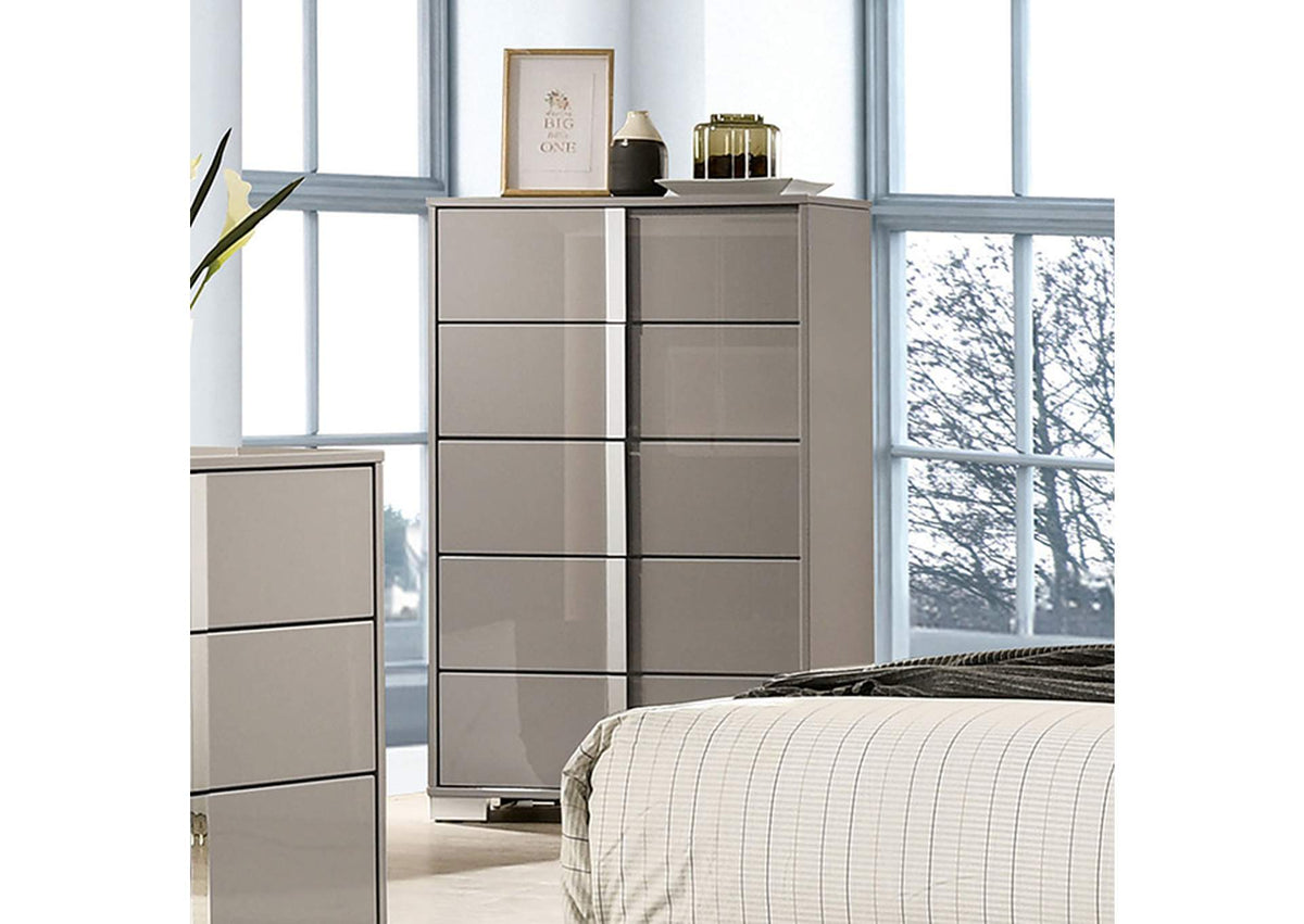 Sinistra Chest