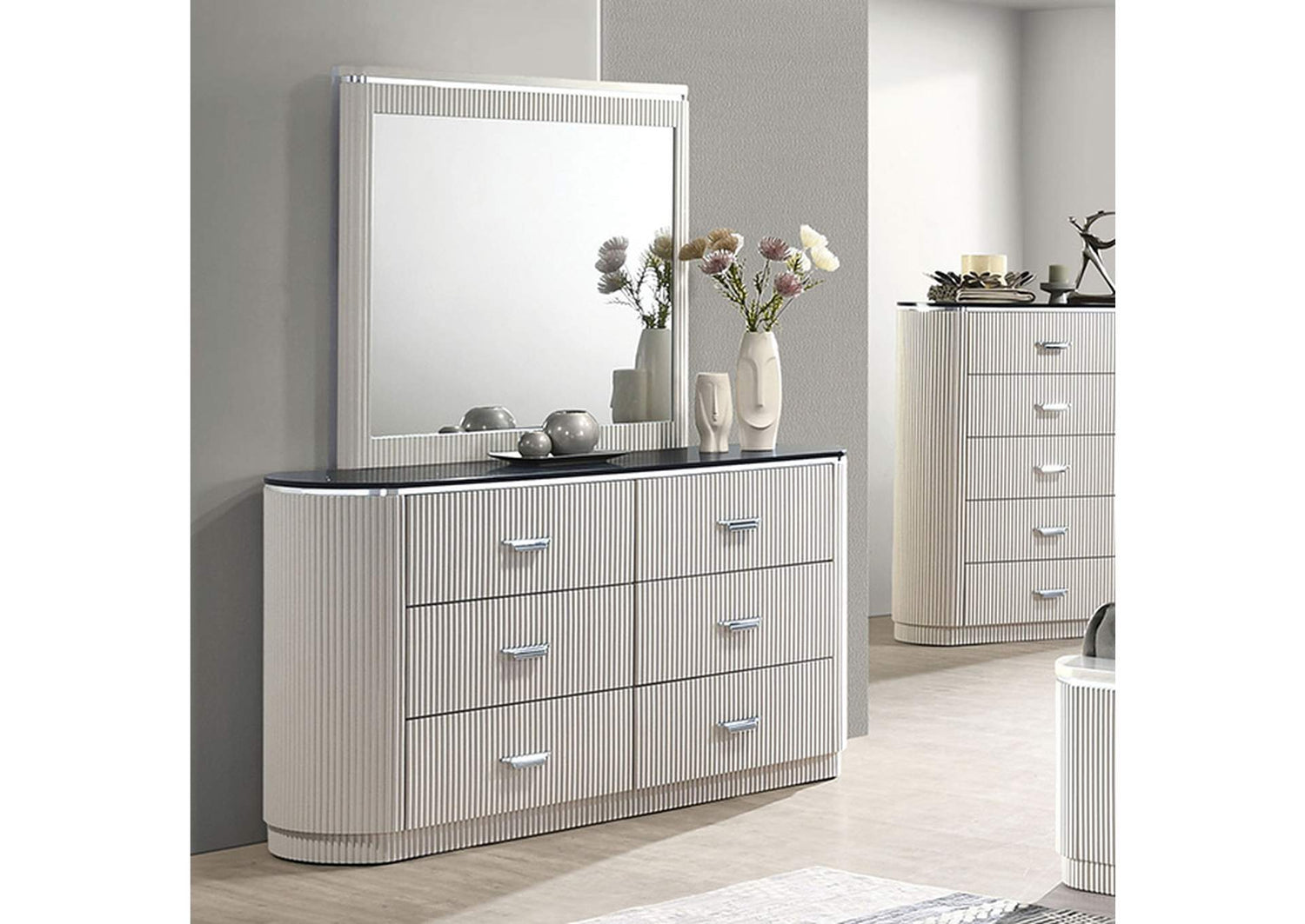 Aldgate Dresser