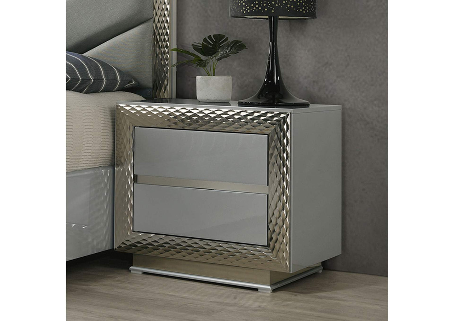Ventnor Nightstand