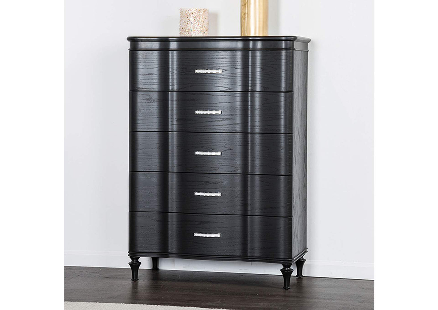 Melodi Parc Chest