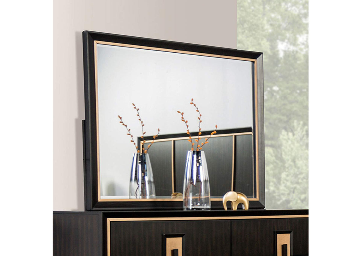 Kenyada Mirror
