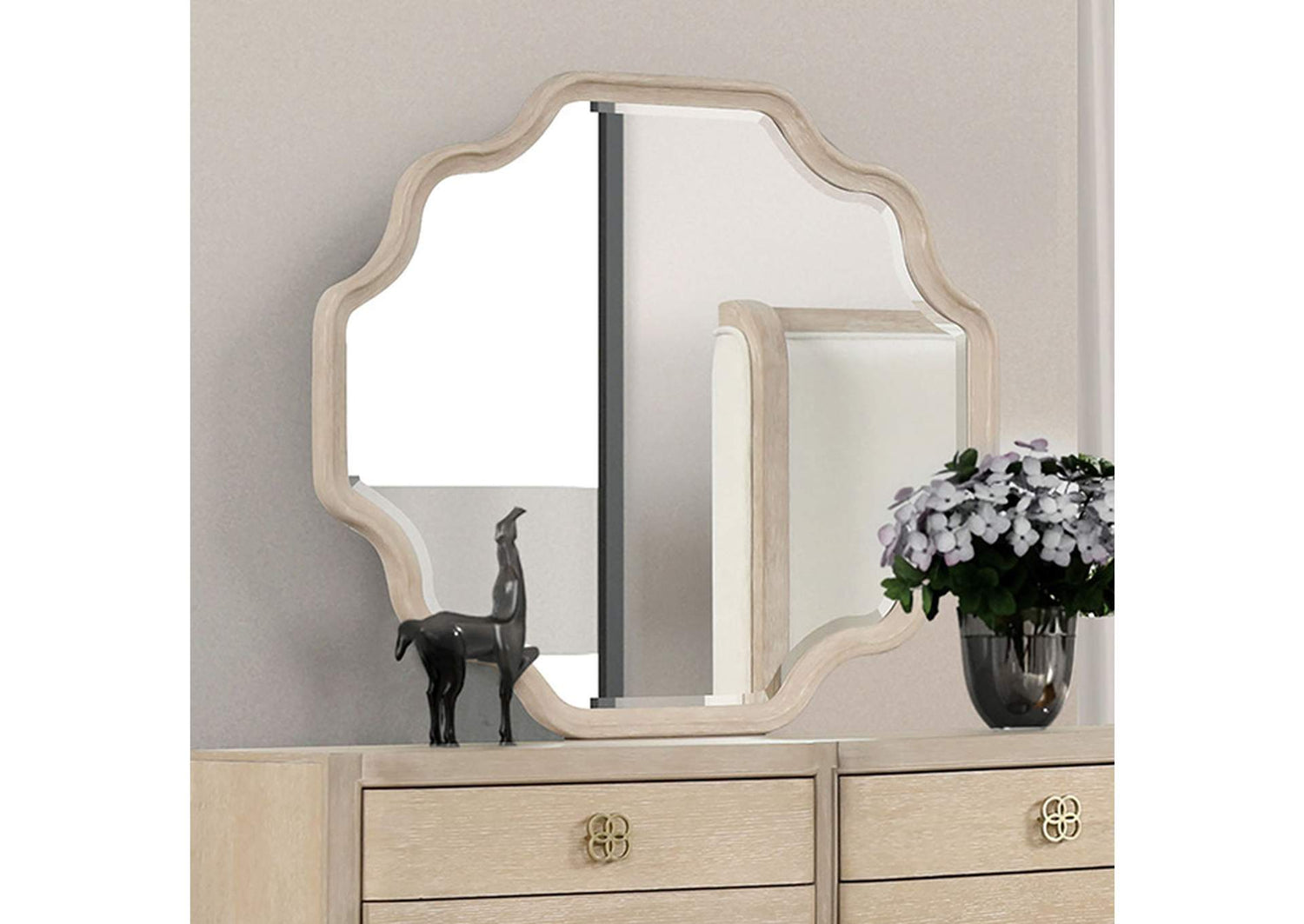 Candra Mirror