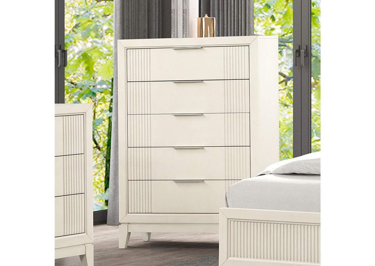 Isadore Chest