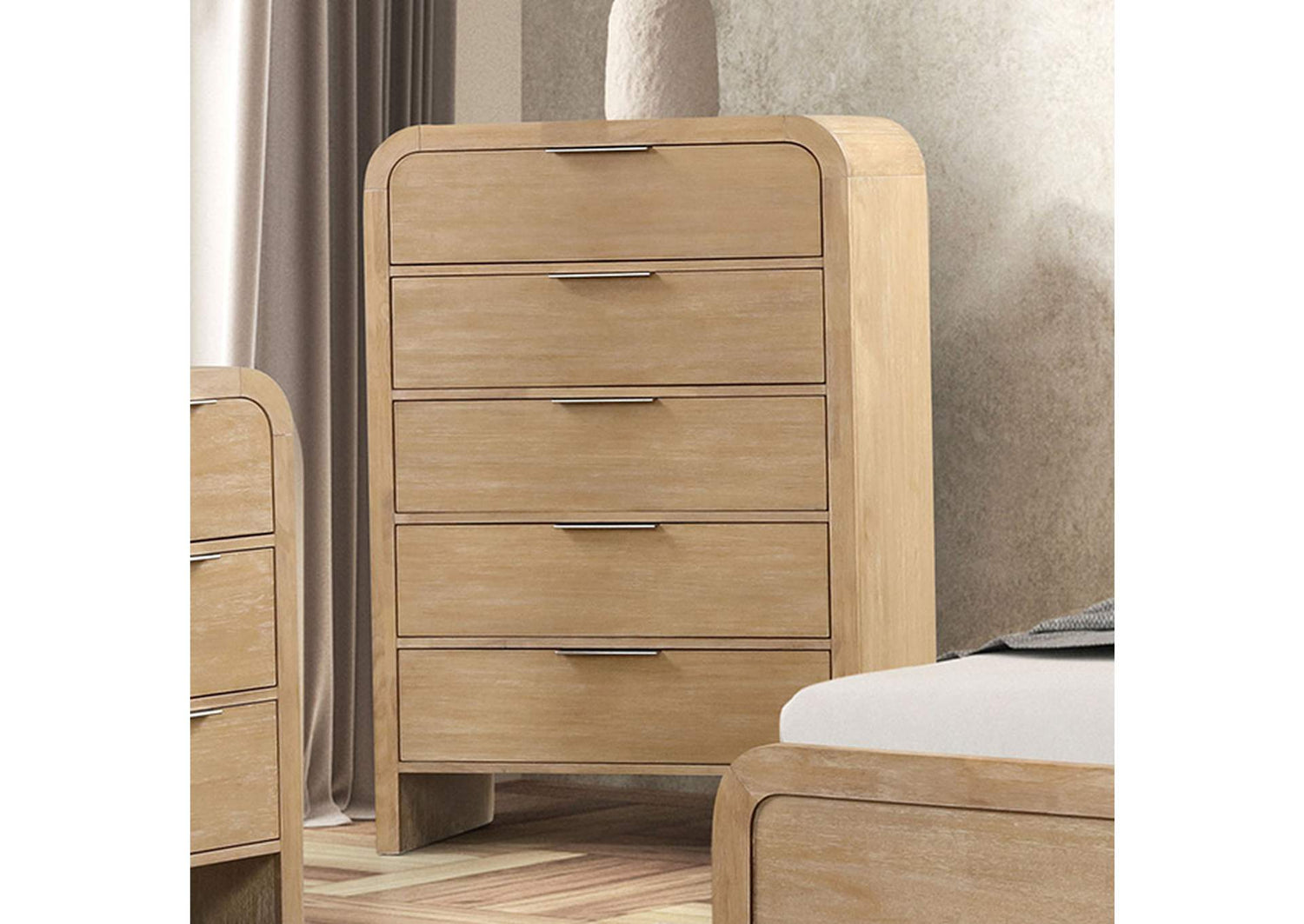 Handforth Chest