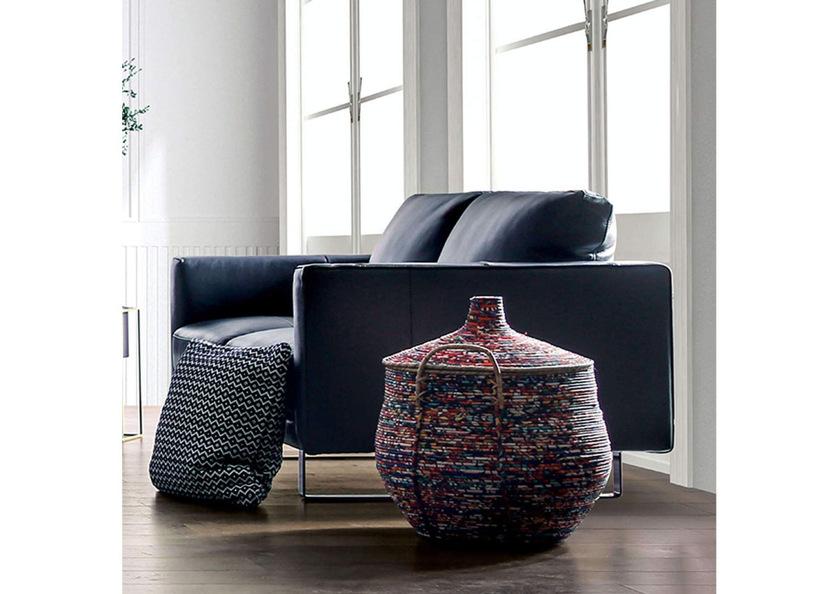 Mezzanotte Loveseat
