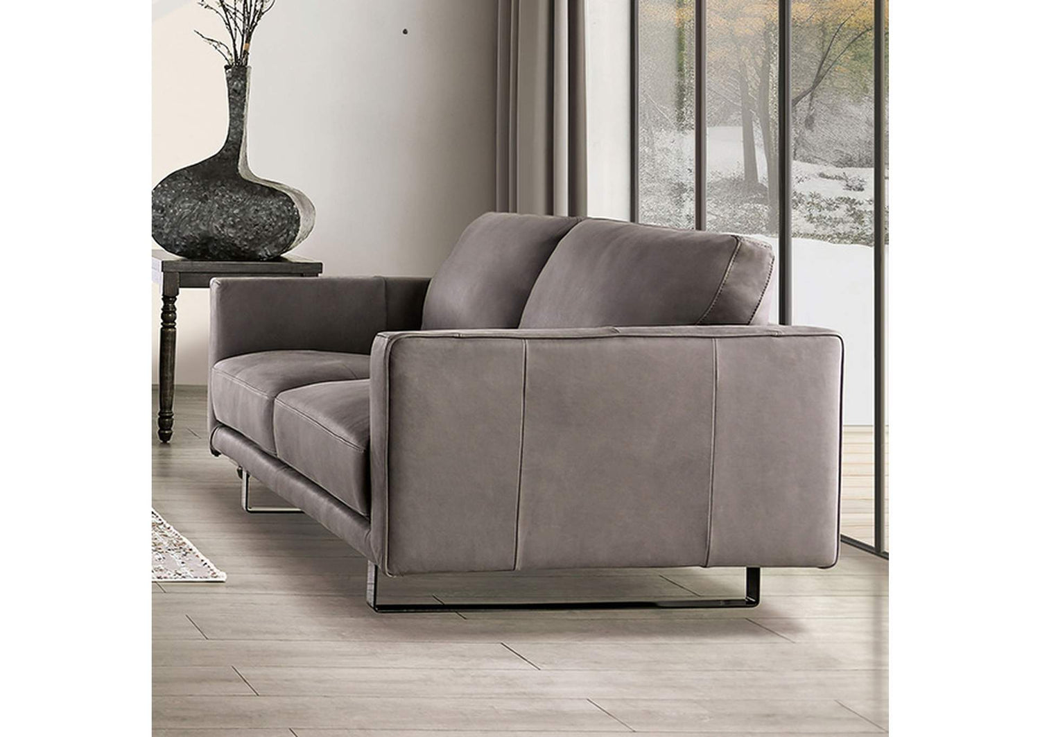 Mezzanotte Loveseat