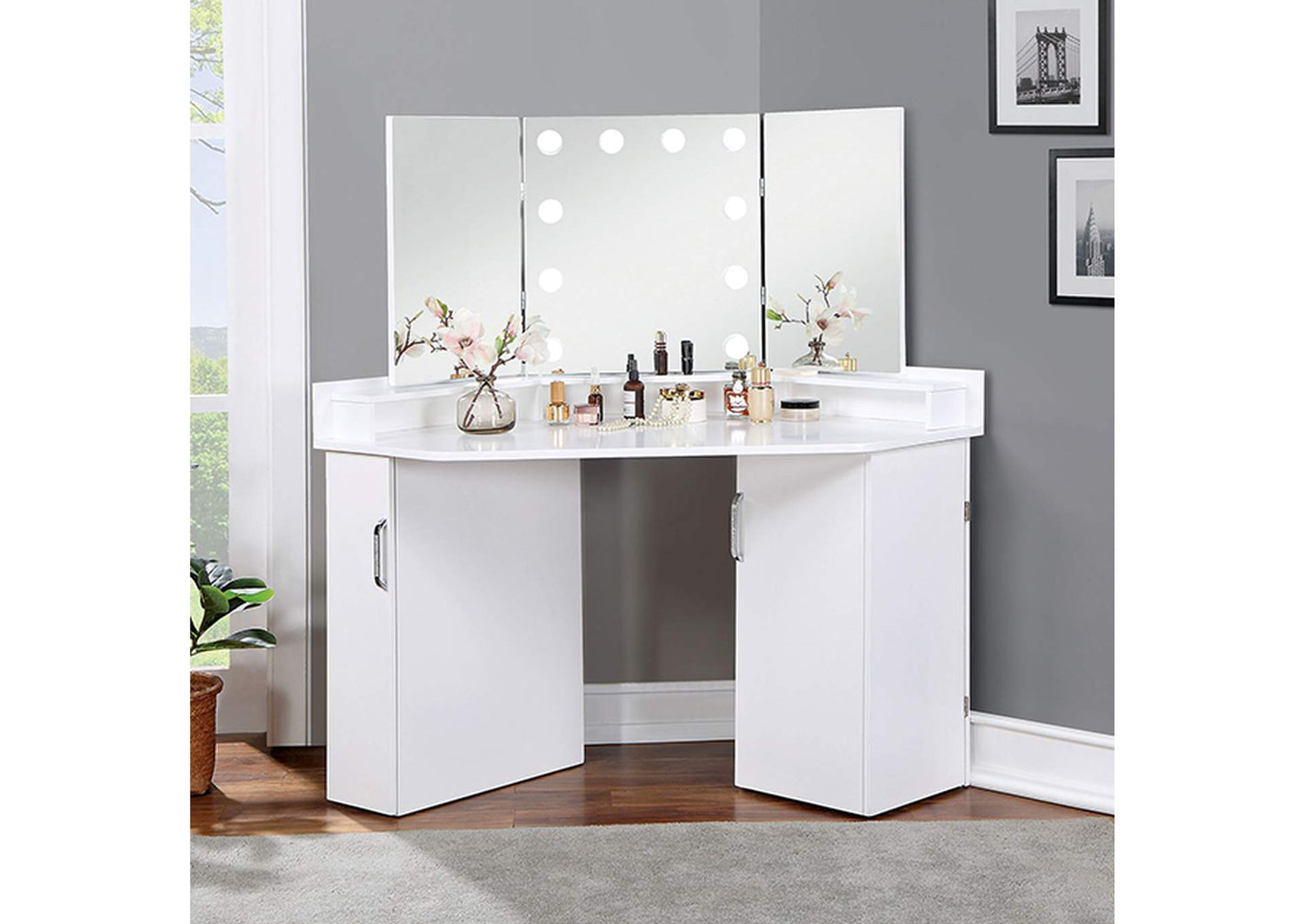 Lorybelle Vanity