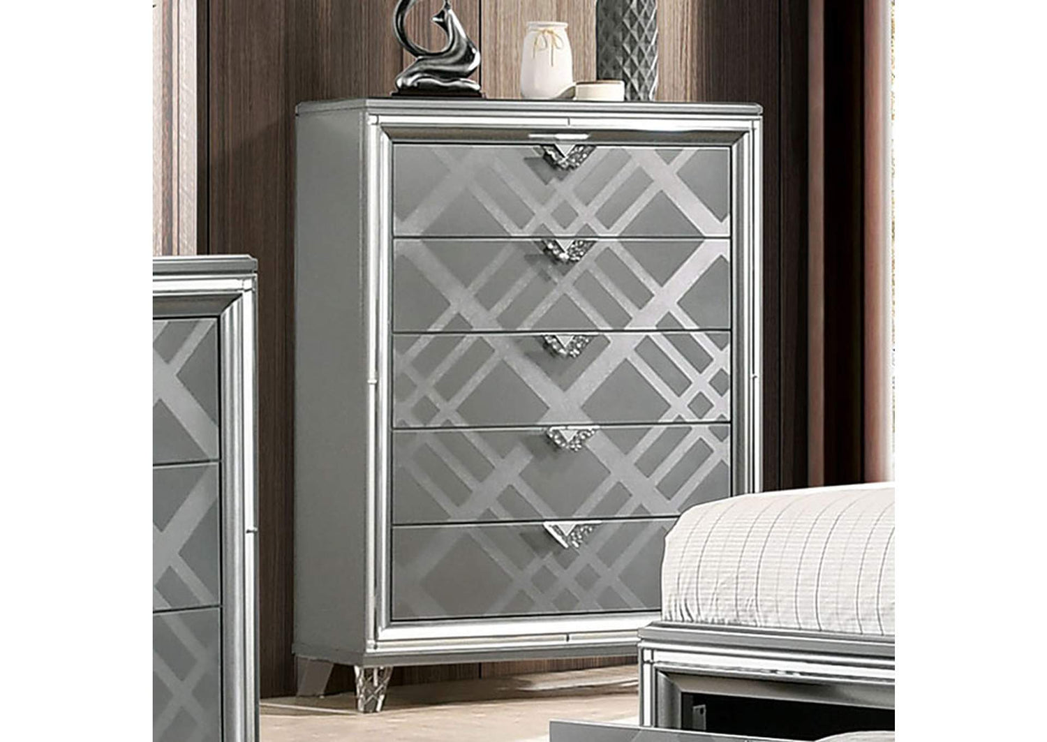 Emmeline Chest