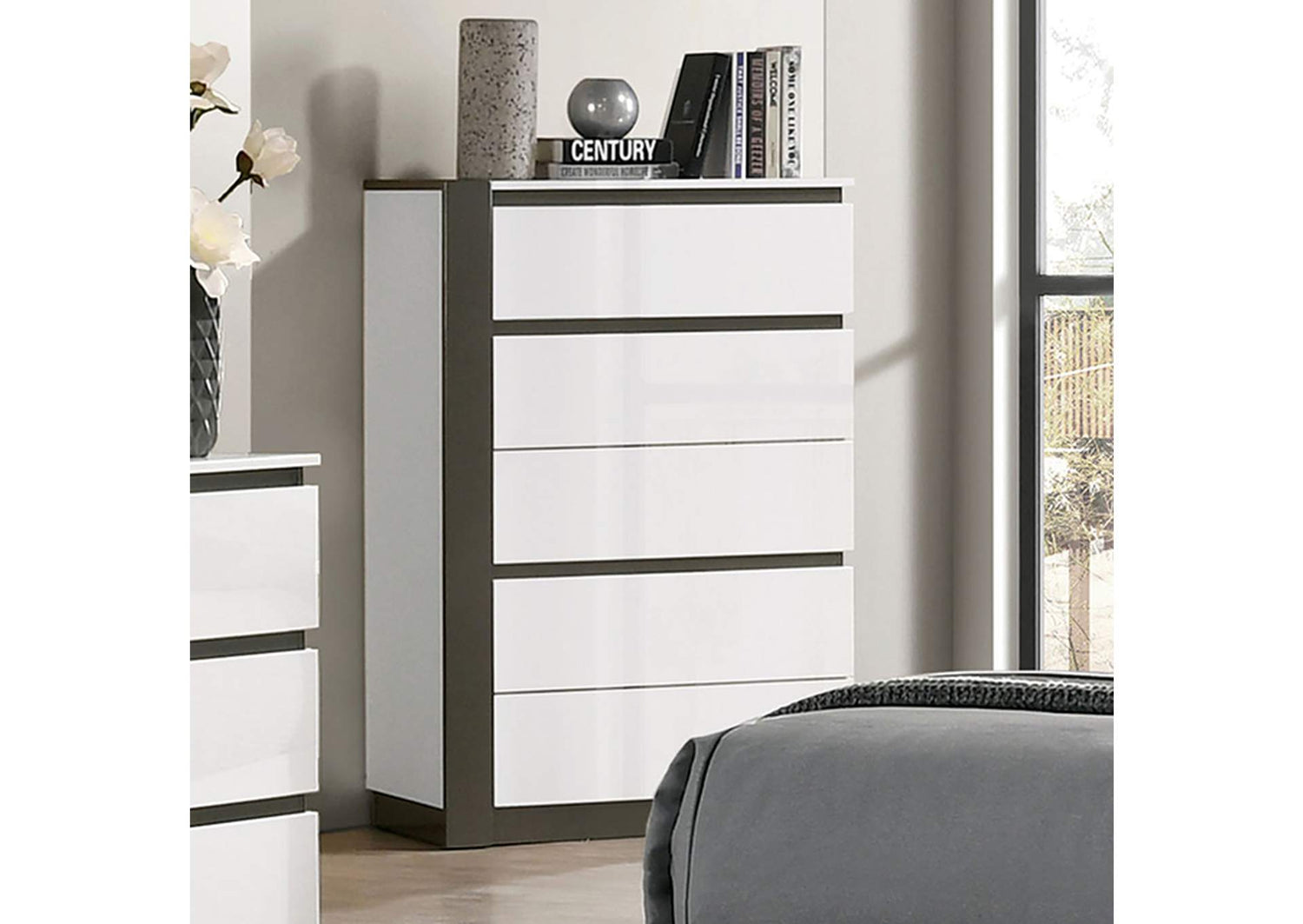 FOA7225WH-C Birsfelden Chest