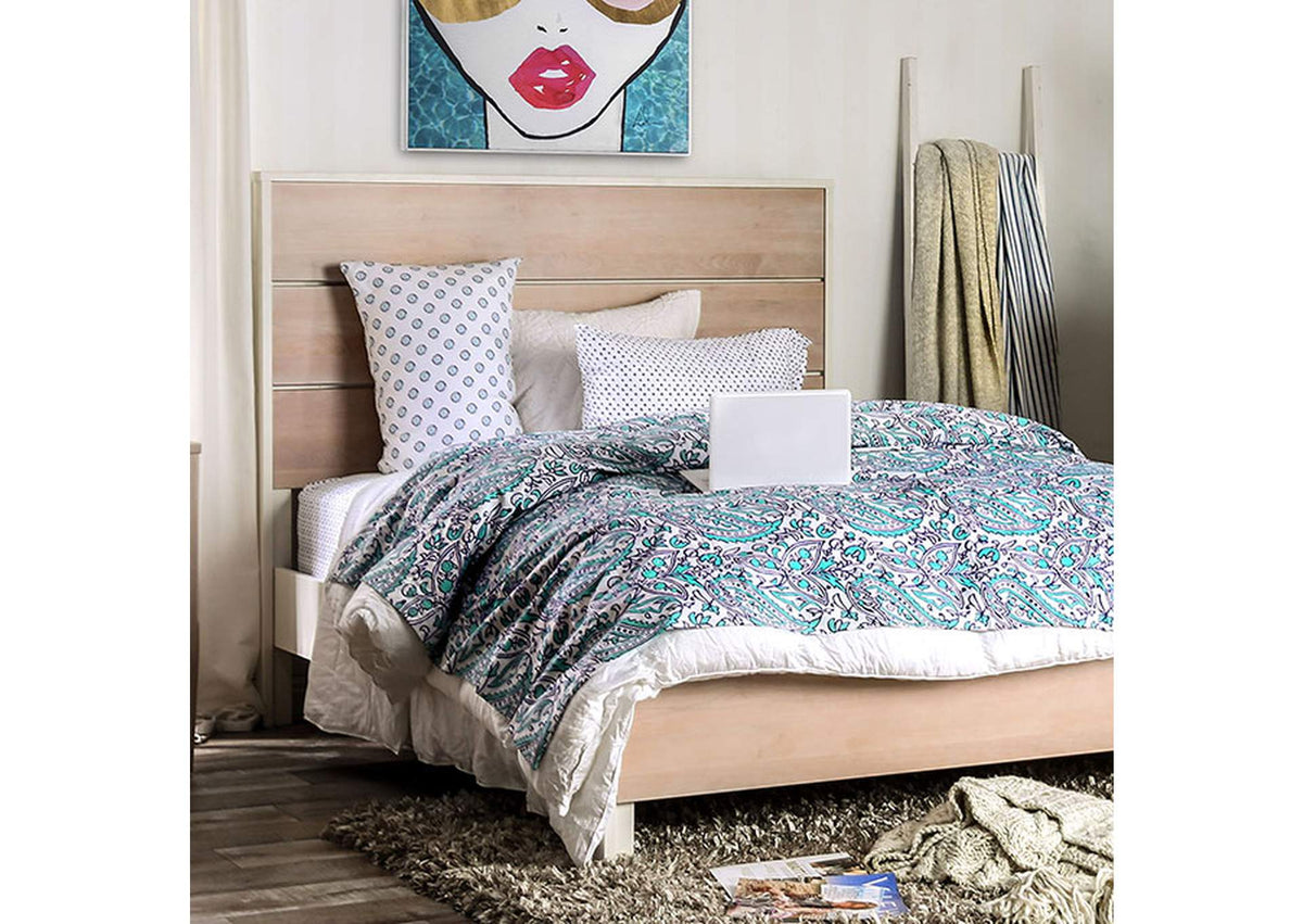 Roseburg Bed