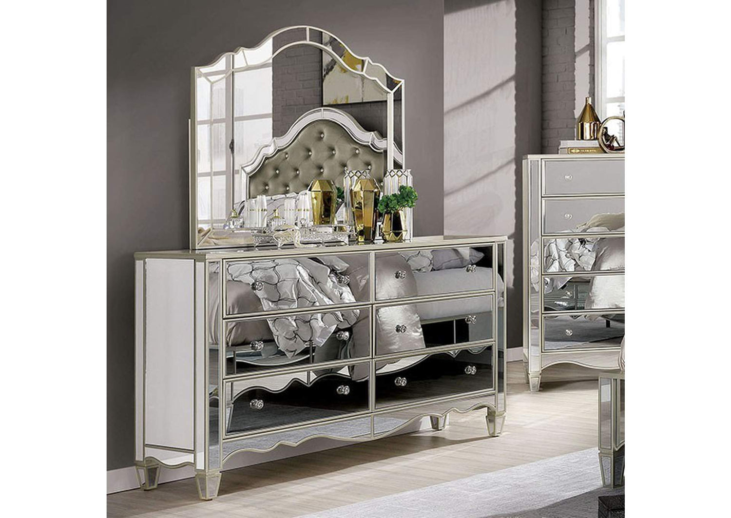 Eliora Dresser