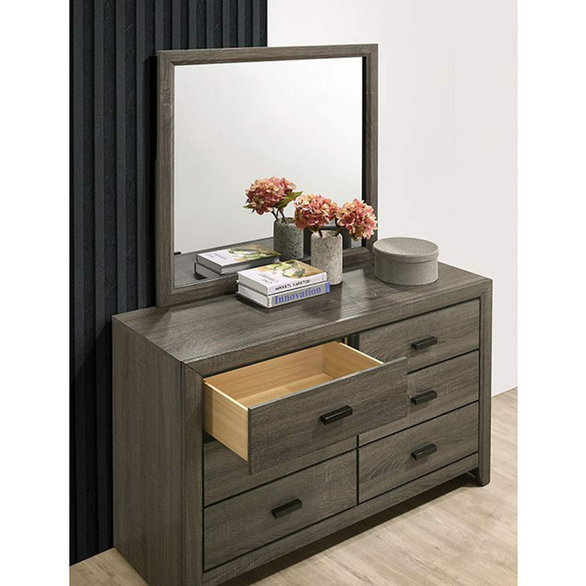FOA7927D Roanne Dresser
