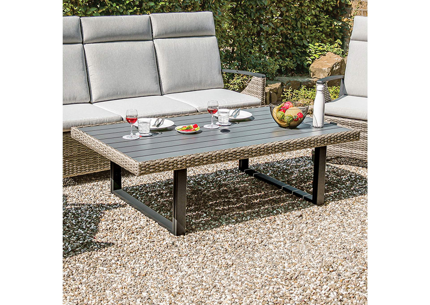 Antigua Height-Adjustable Table