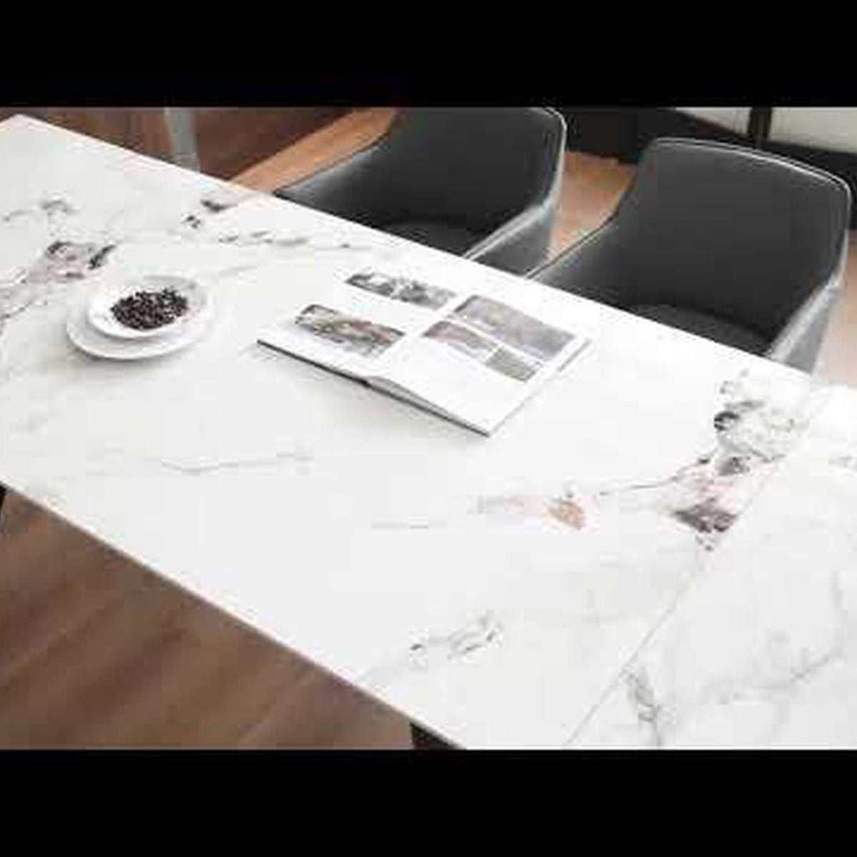 DN03735 Damita Dining Table