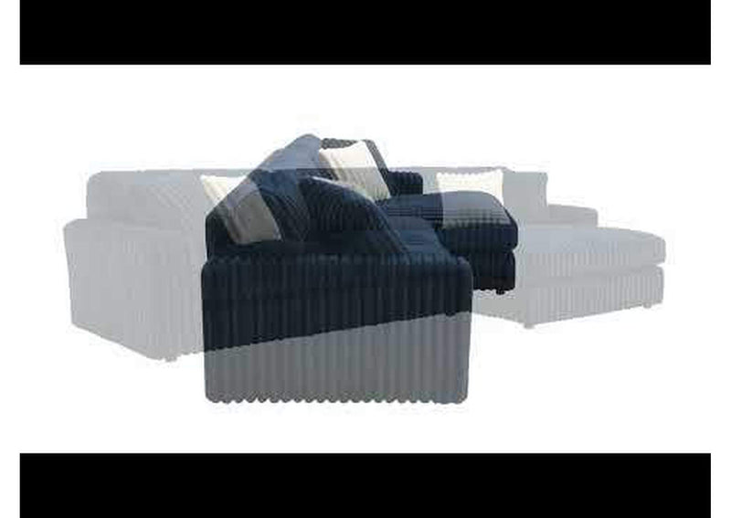 LV04400 Breton Sectional Sofa with 4 Pillows