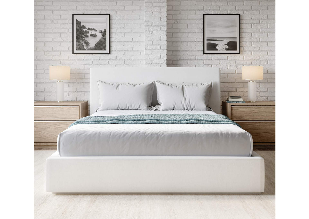 JVHKJ7 One Upholstered Footboard Storage Bed In Pearl