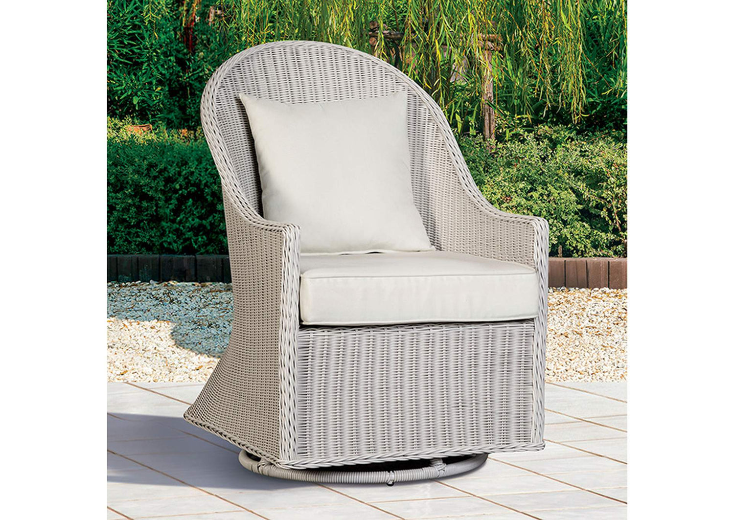 Tomohon Swivel Wicker Chair
