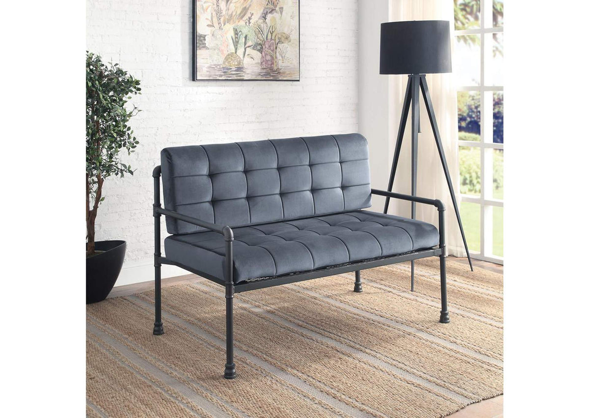 LV00426 Brantley Loveseat