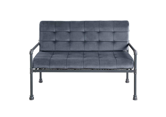 LV00426 Brantley Loveseat