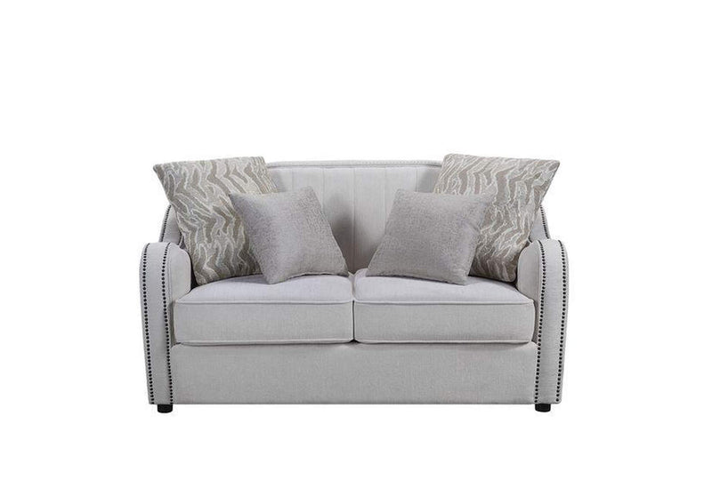 LV00579 Mahler Loveseat with 4 Pillows