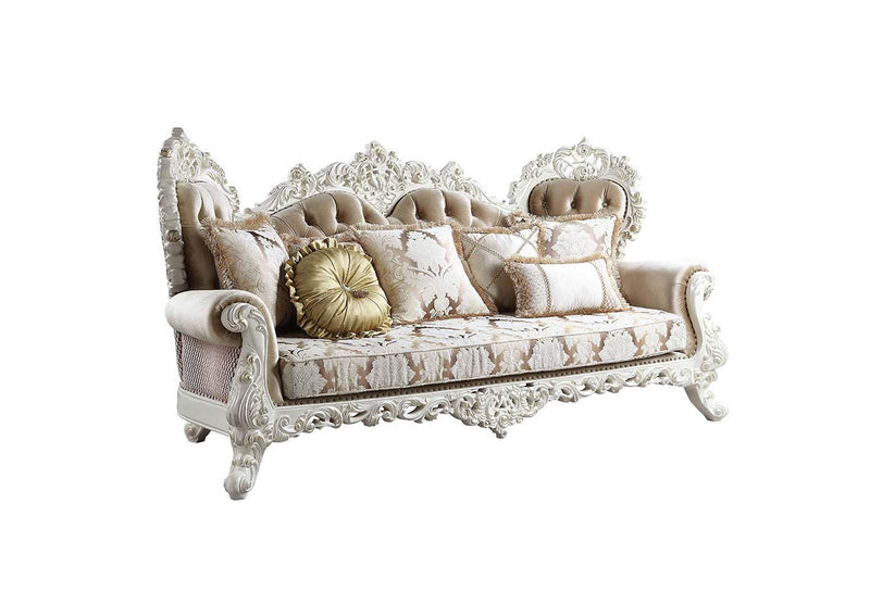 LV00803 Vanaheim Sofa with 7 Pillows