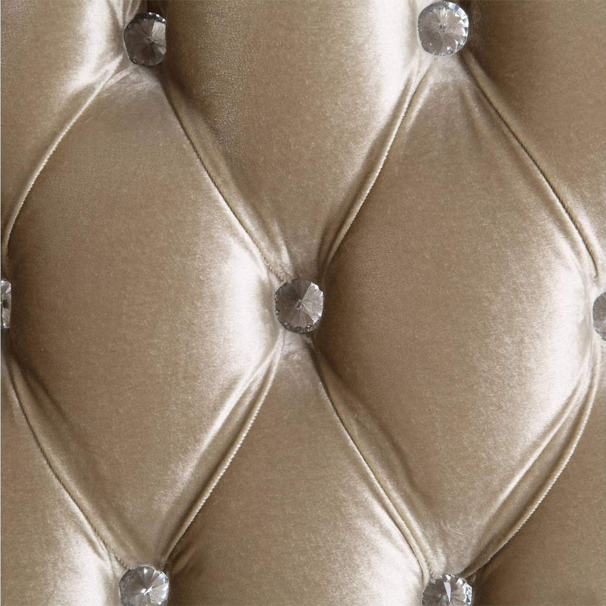 LV00805 Vanaheim Chair with Pillow