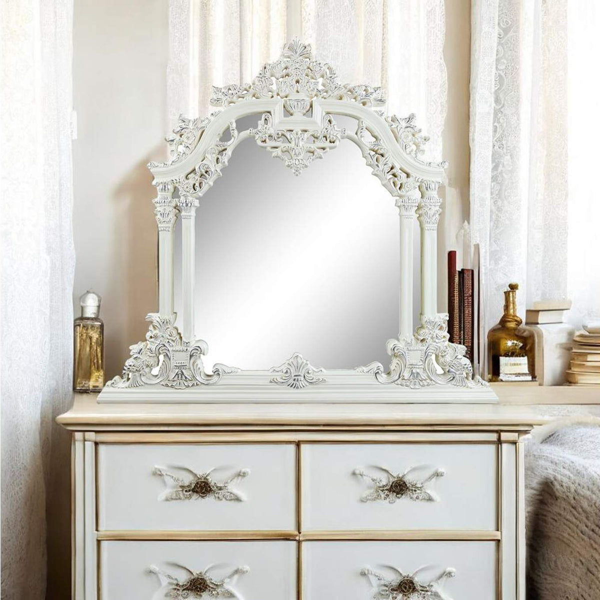 LV00807 Vanaheim Mirror