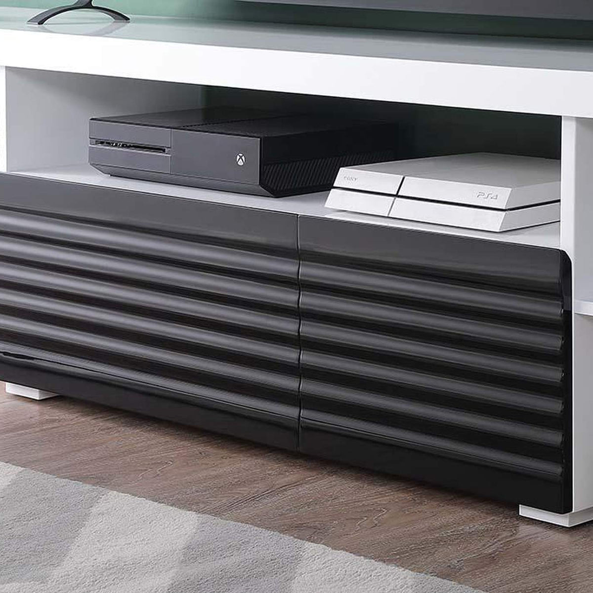 LV00998 Buck Ii TV Stand