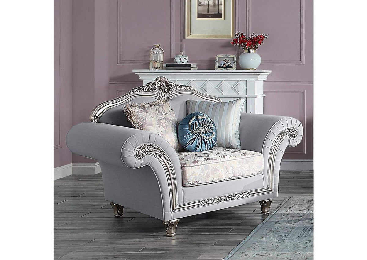 LV01114 Pelumi Chair with 3 Pillows