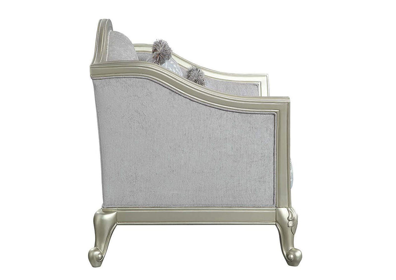LV01118 Qunsia Loveseat with 4 Pillows