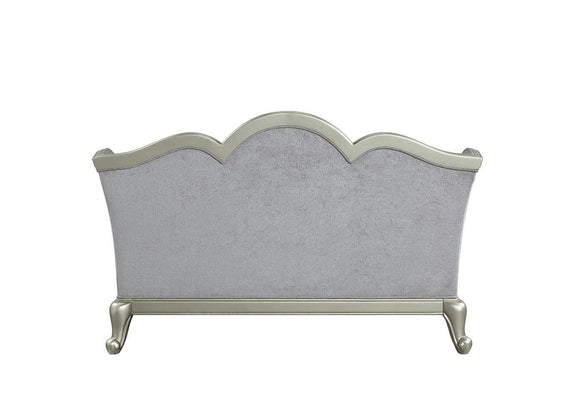 LV01118 Qunsia Loveseat with 4 Pillows