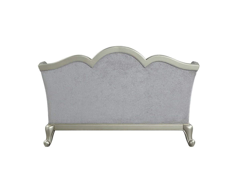LV01118 Qunsia Loveseat with 4 Pillows