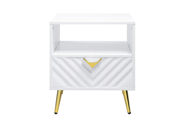 LV01140 Gaines End Table