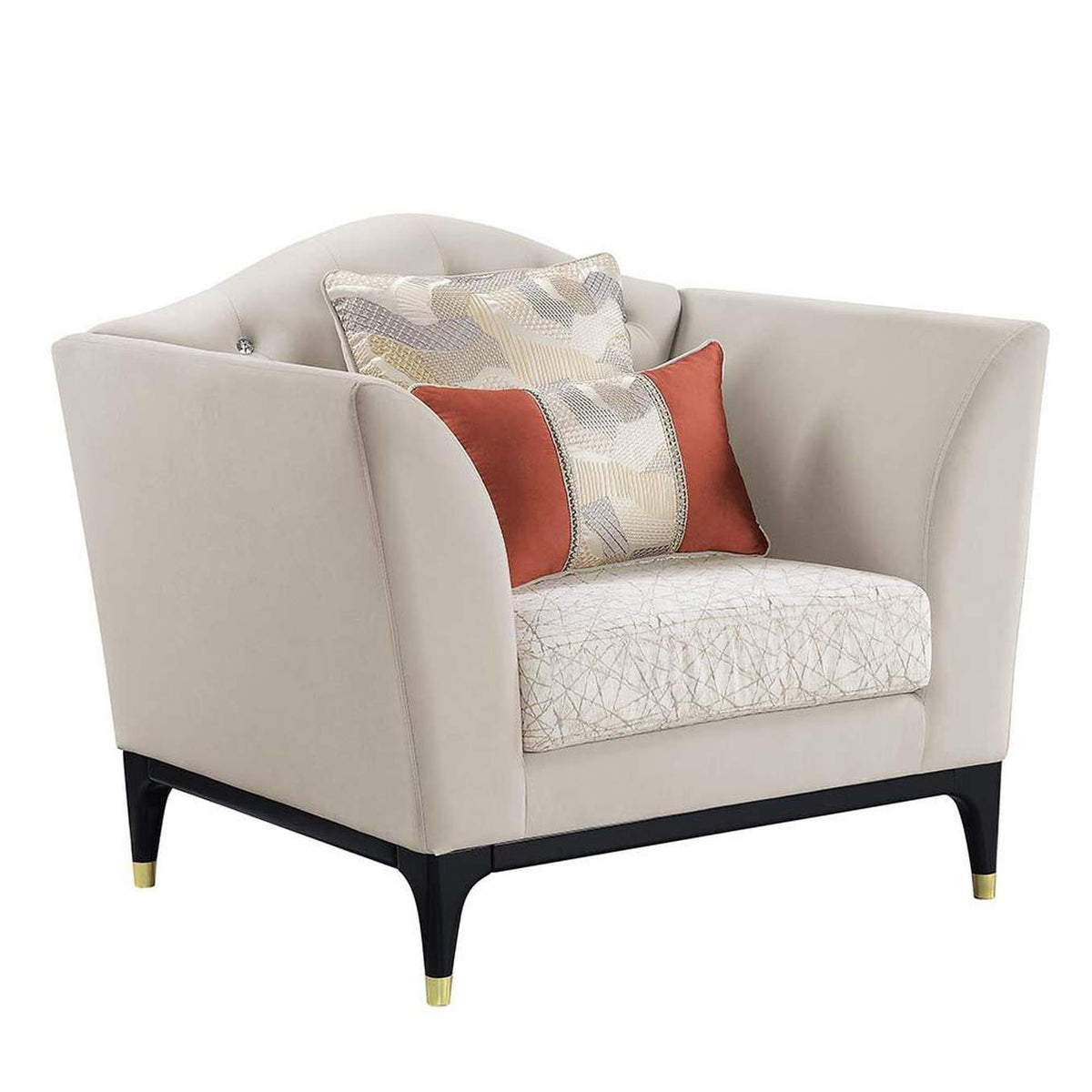 LV01157 Tayden Chair with 2 Pillows