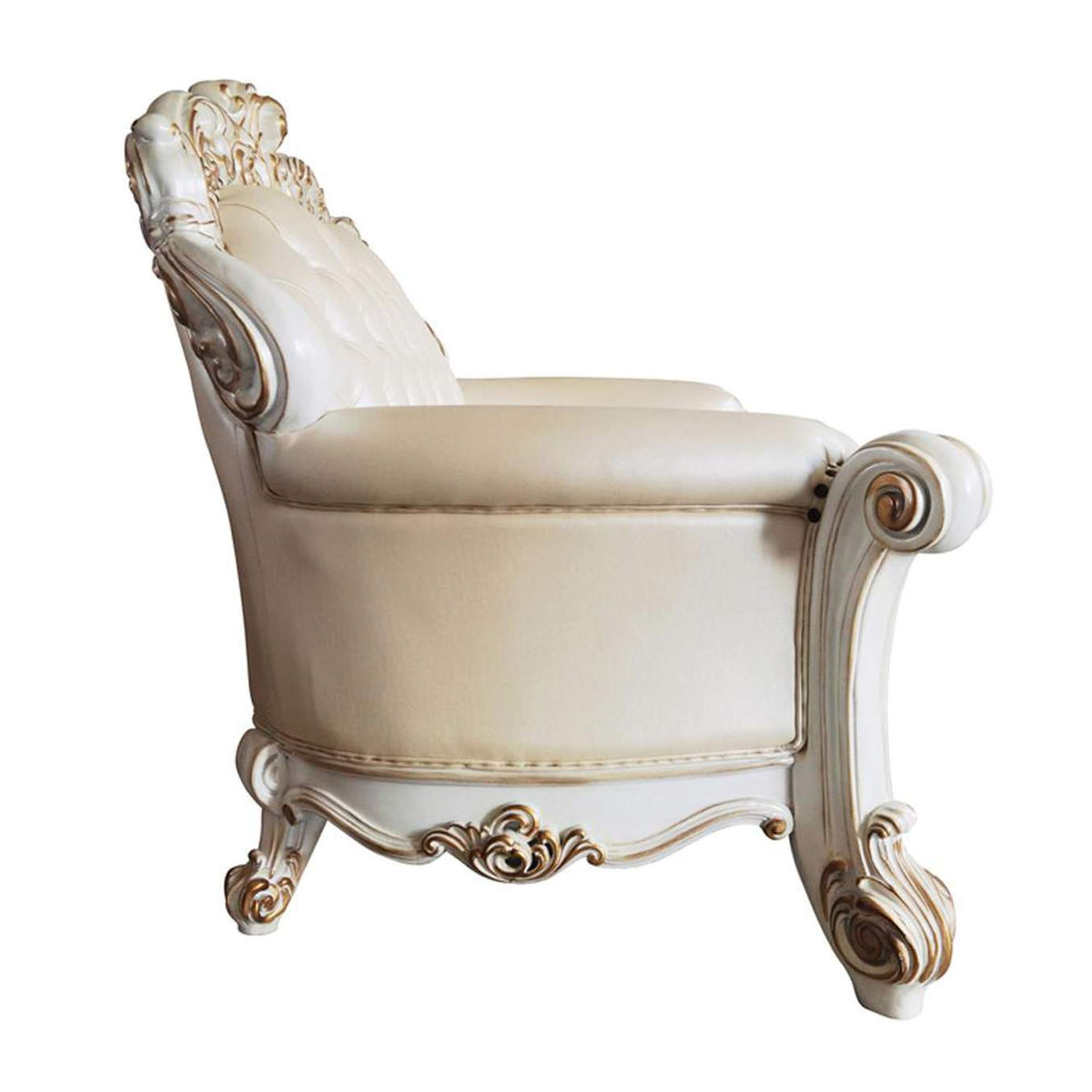 LV01325 Vendome Loveseat with 3 Pillows