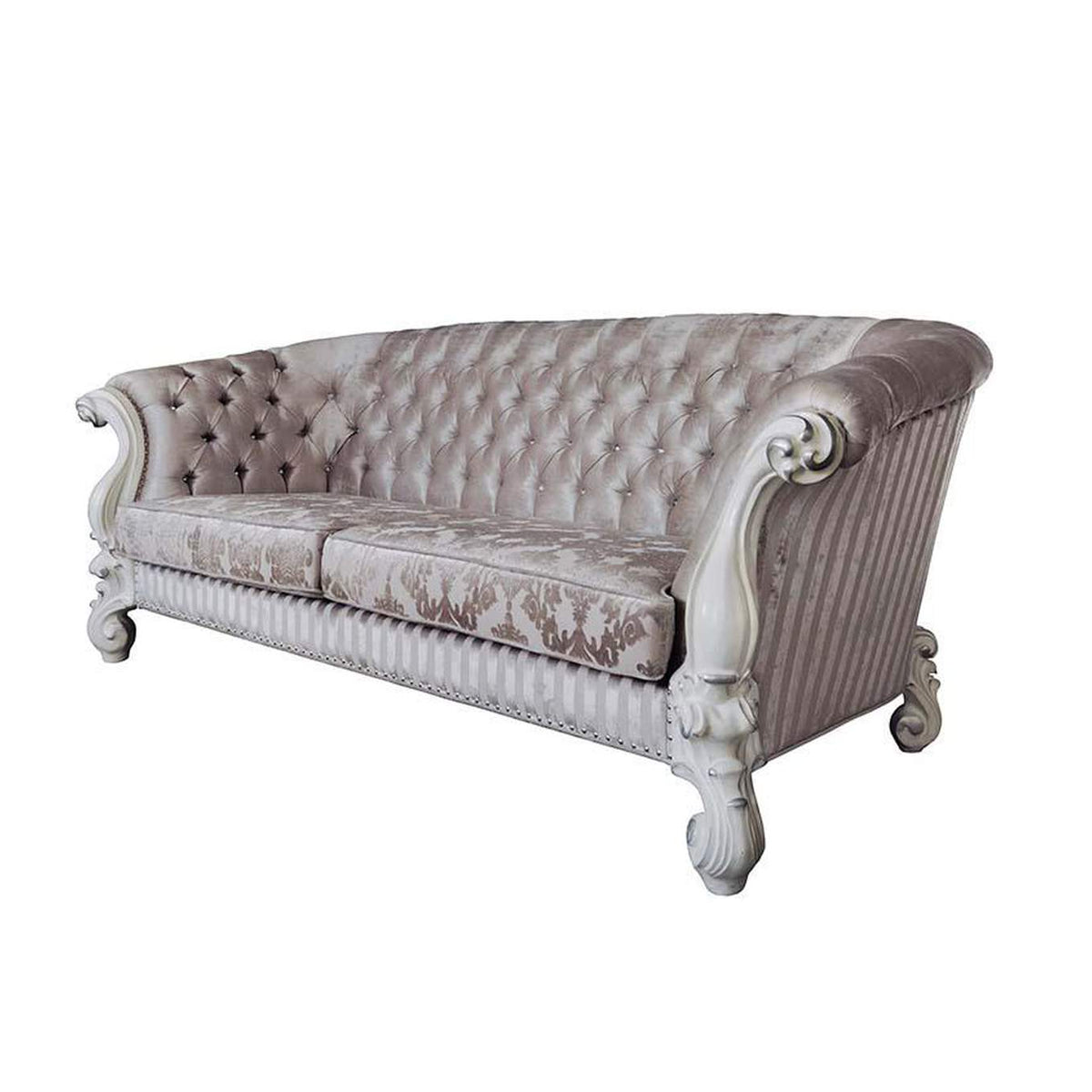 LV01394 Versailles Sofa with 7 Pillows