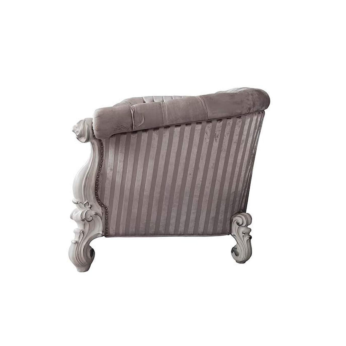 LV01394 Versailles Sofa with 7 Pillows