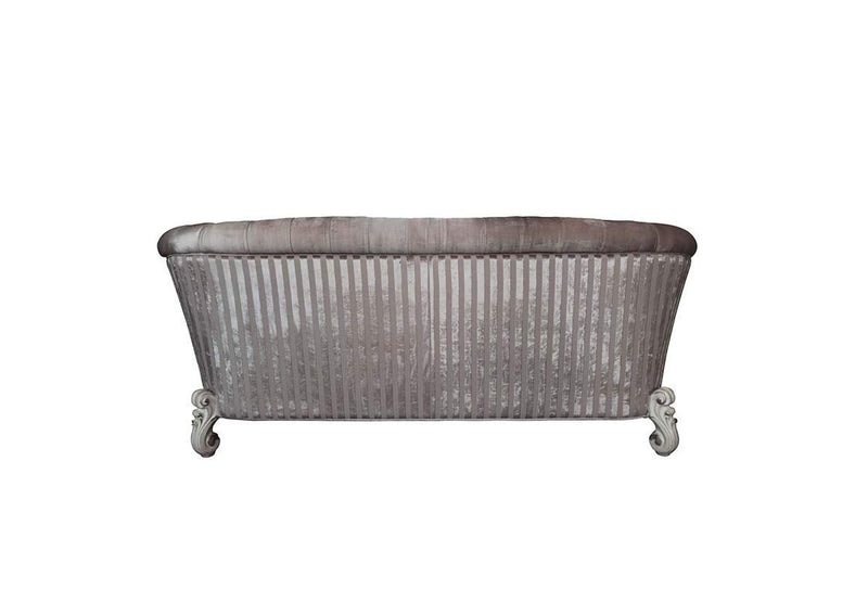 LV01394 Versailles Sofa with 7 Pillows